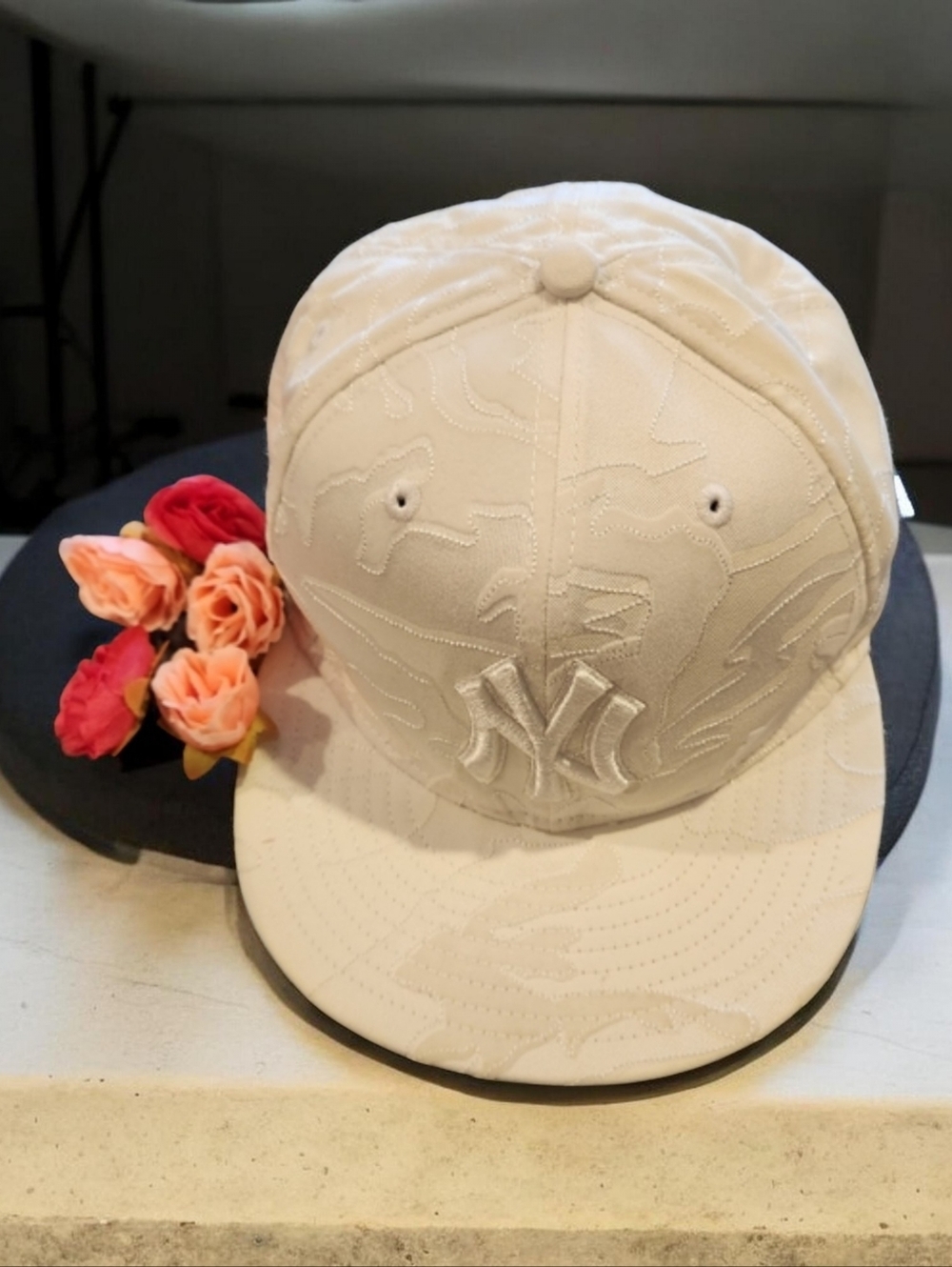 Vtg.Rare New Era 59FIFTY New York Yankees White on White Fitted Hat Size 7 1/4